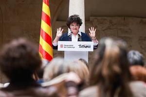 La Delegació del Govern al Penedès celebra Sant Jordi homenatjant els joves lectors amb un acte al claustre de Sant Francesc