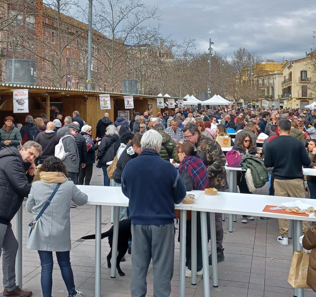 La Festa del Xató 2025 de Vilafranca exhaureix totes les racions i activitats paral·leles. Ajuntament de Vilafranca