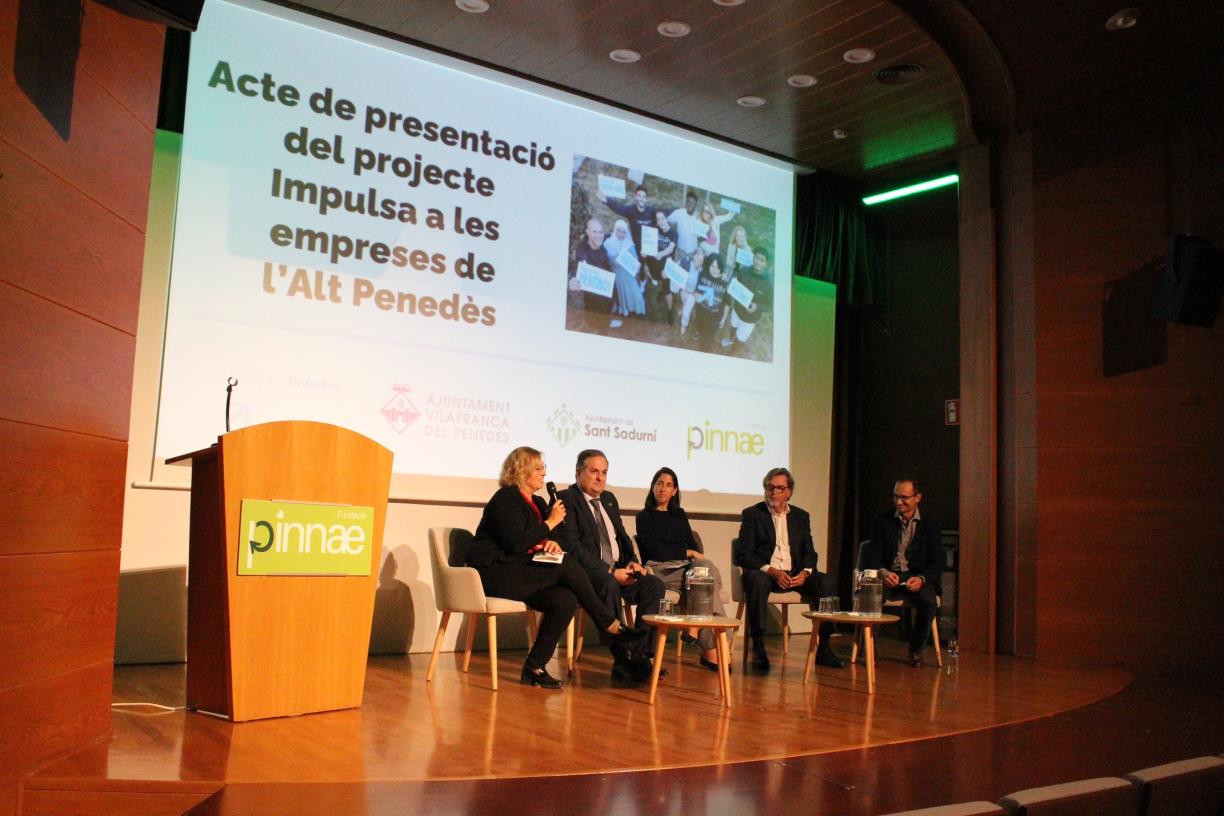 La Fundació Impulsa presenta el seu projecte amb joves als empresaris de l’Alt Penedès. Fundació Pinnae