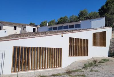 La masia Can Ferrer de Llacunalba de Canyelles ja forma part del Catàleg de Patrimoni Cultural Català. Ajuntament de Canyelles