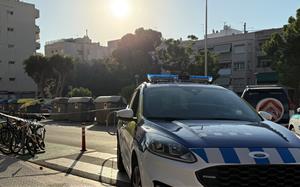 La Policia Local de Vilanova deté dos homes per un robatori violent mentre custodiava l’escenari del crim de Sant Joan. EIX