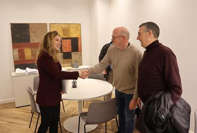 L’Ajuntament de Sant Sadurní signa la compravenda de l’antiga caserna de la Guàrdia Civil. Ajt Sant Sadurní d'Anoia