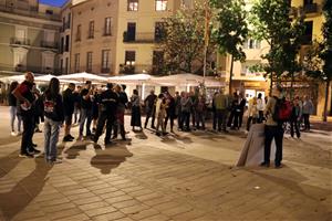 L'Ajuntament d'Igualada i les associacions de comerciants arriben a un acord per revisar l'augment de la taxa de residus. ACN