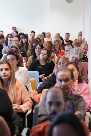 L’alberg de Coma-ruga ha acollit una jornada per a famílies acollidores i infants acollits