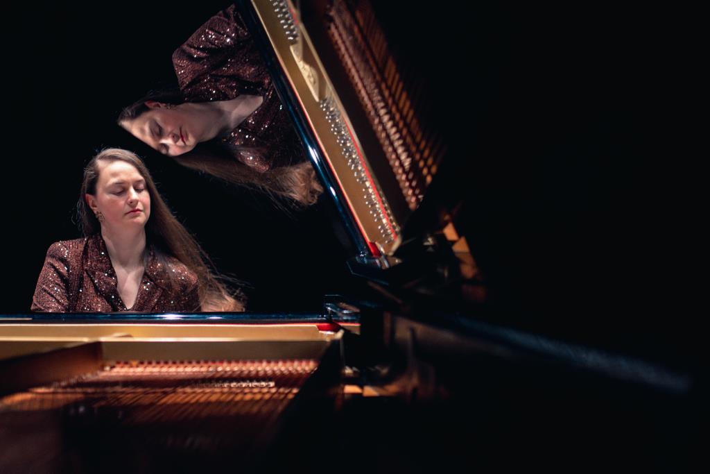 Laura Farré Rozada enceta l'estiu amb concerts a Malta i les Illes Fèroe. Amadeu Torné Güell