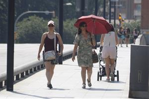 Les altes temperatures del mes de juliol deixen 250 morts atribuïbles a la calor a Catalunya. ACN