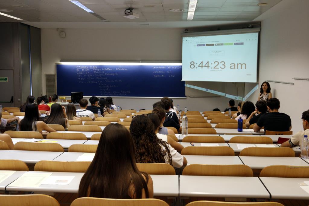 Les notes de català i castellà a les PAU són les pitjors des del 2016 i el 2018, respectivament. ACN