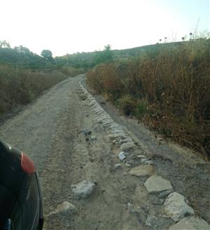 Les pluges de la DANA revelen un antic camí empedrat de traçat medieval a Vilafranca del Penedès