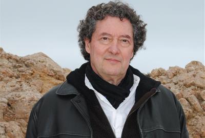 L’escriptor Xavier Vernetta presenta a Vilanova la seva nova novel·la 'Carrer Sant Miquel, Manresa, Vint Vint'. EIX