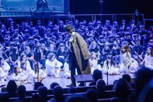 L’Espinguet celebra 60 anys amb un musical de Nadal i activitats per a infants i joves. L’Espinguet  