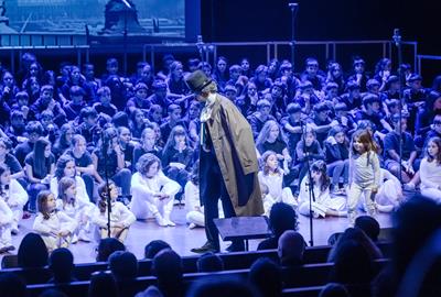 L’Espinguet celebra 60 anys amb un musical de Nadal i activitats per a infants i joves. L’Espinguet  