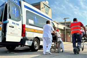 L'Hospital Comarcal de l'Alt Penedès reobre amb el trasllat de pacients i amb algunes incidències tècniques. ACN