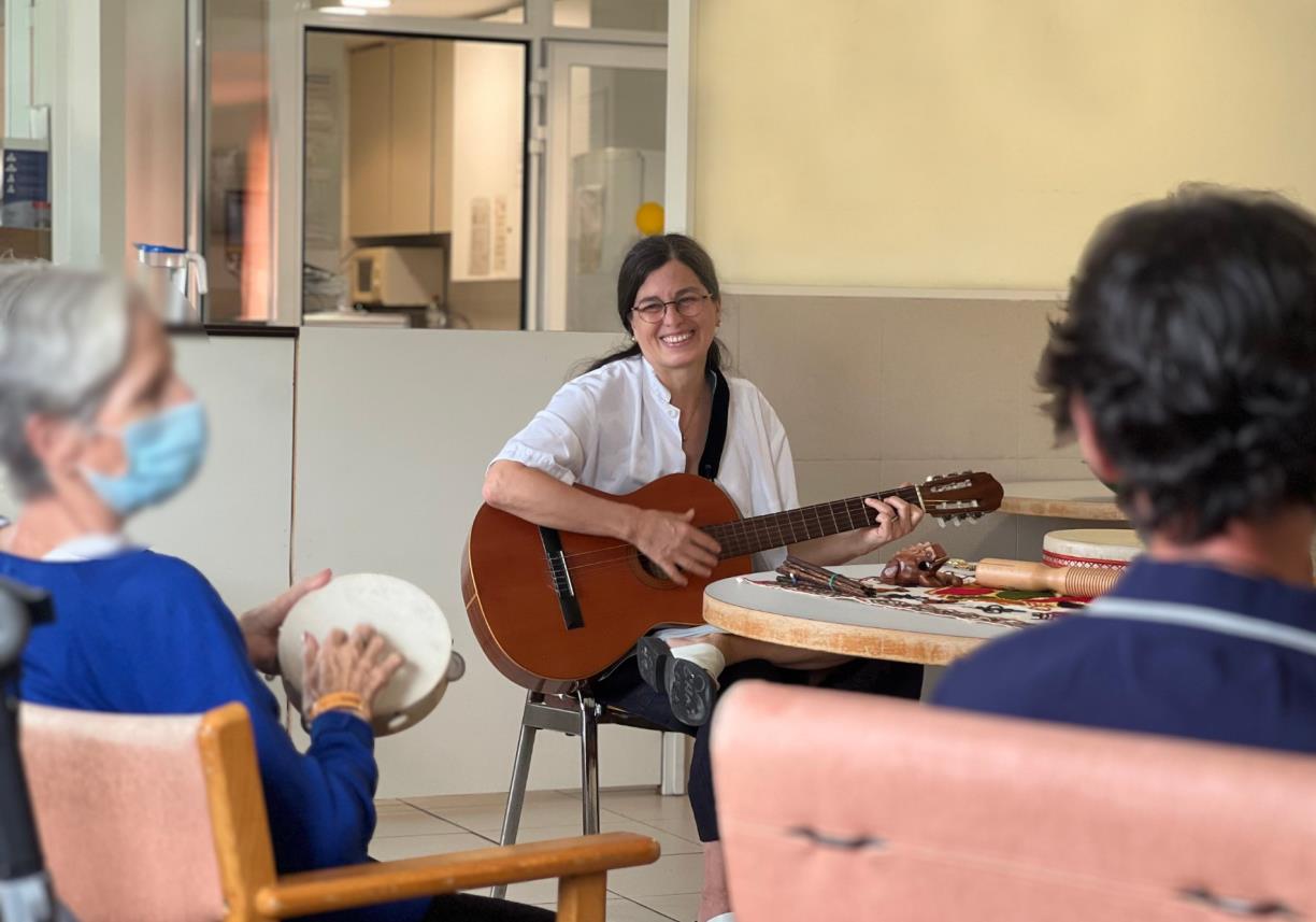 L'hospital de Sant Antoni inicia un projecte pilot de musicoteràpia a la Unitat de Psicogeriatria. CSAPG