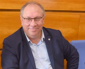 Lluís Navarrete. Eix
