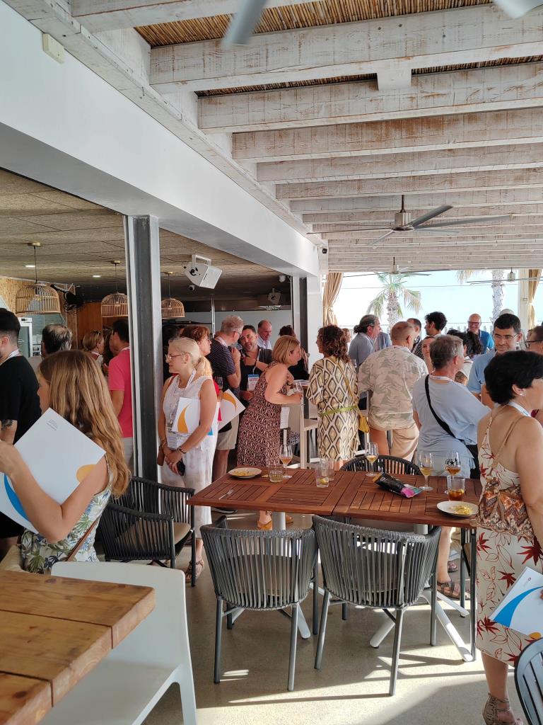 Més de 150 professionals i 100 empreses turístiques es connecten al Summer Meeting del Garraf. Node Garraf