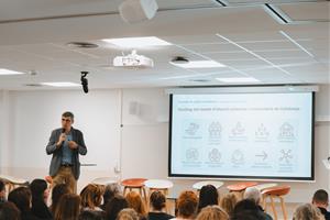 Més de 31.000 persones participen en activitats de salut comunitària a la Catalunya Central i el Penedès