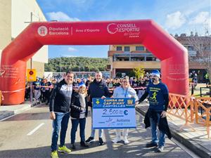 Més de 500 participants tanquen l’any a la Cursa i Caminada Solidària de Canyelles. Ajuntament de Canyelles