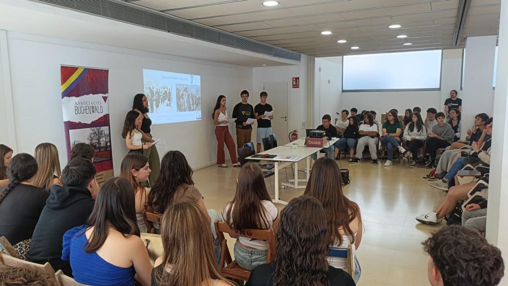 Més d’un centenar de joves del Garraf i el Penedès reflexionen a Vilanova sobre memòria històrica i lluita antifeixista. Projecte Buchenwald