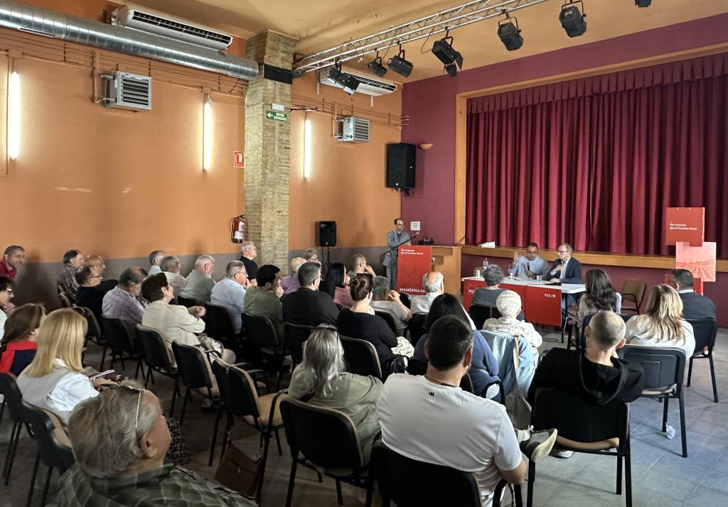  militants i simpatitzants del PSC de la Federació Alt Penedès-Garraf s’han reunit en una nova sessió d’impuls ideològic. PSC
