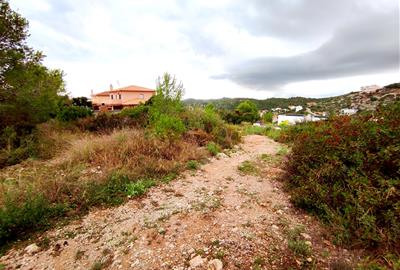 Nou pas per al carrer que unirà Calafell i Cunit per la muntanya. Ajuntament de Calafell