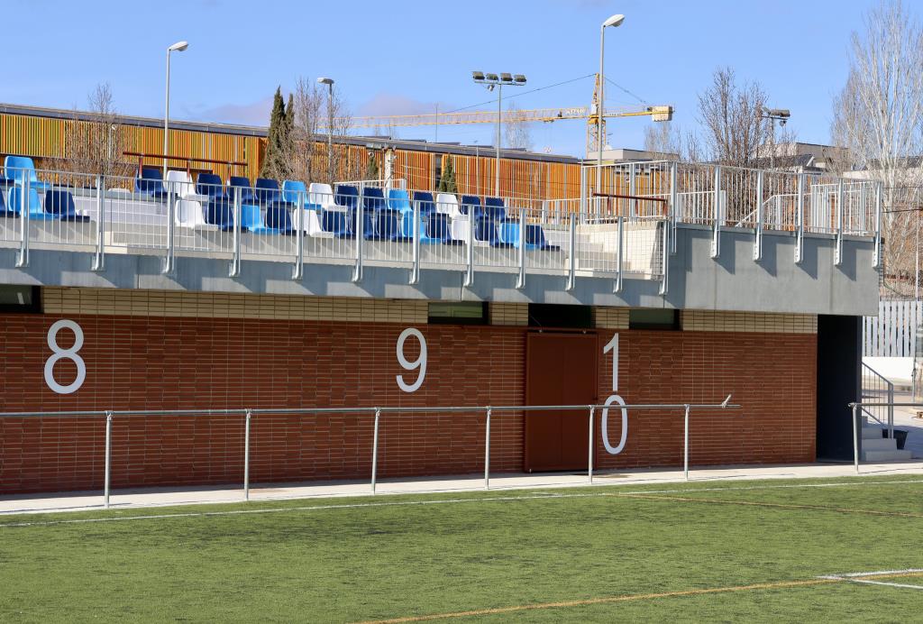Nous vestidors al camp de futbol de Sant Sadurní. Ajt. de Sant Sadurní