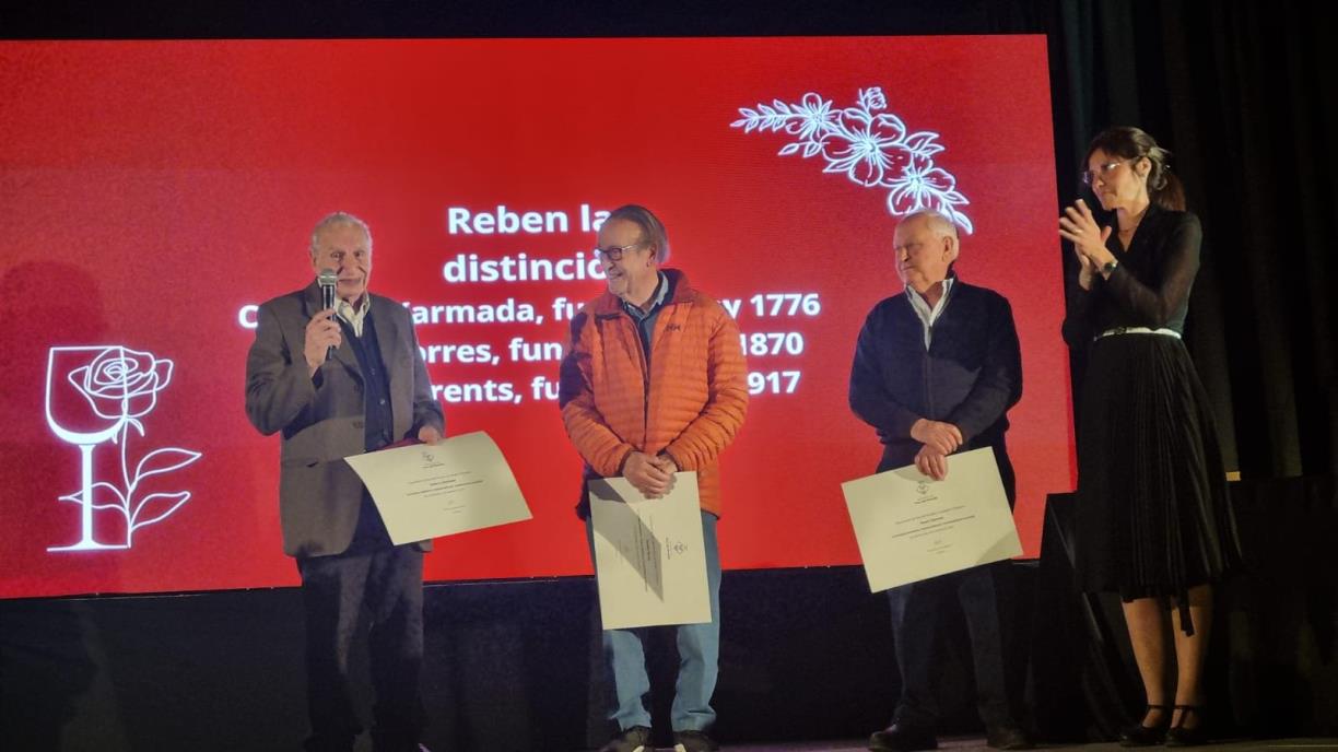 Pacs del Penedès reconeix la trajectòria de les seves empreses centenàries amb les Distincions Honorífiques Municipals. Ajuntament de Pacs