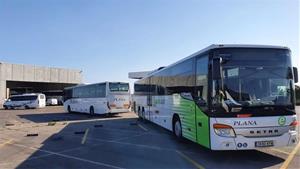Passatgers del Bus Garraf denuncien trajectes sense aire condicionat amb més de 30 ºC a bord. Xavier Canalís