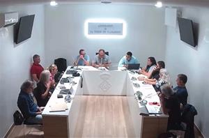 Ple municipal de La Torre de Claramunt. Eix