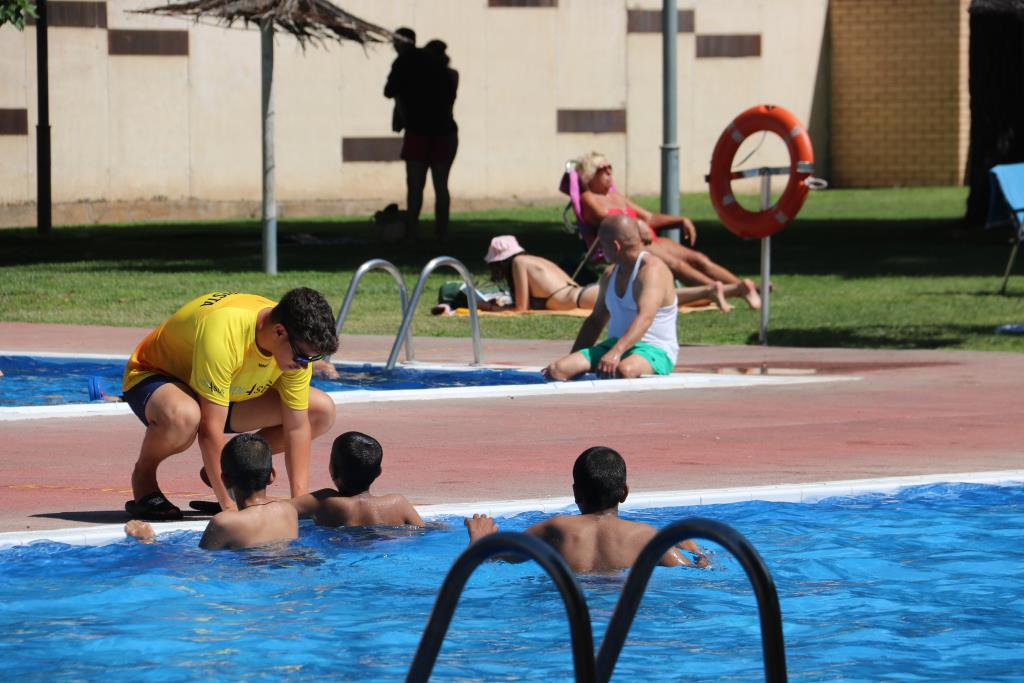 Protecció Civil manté l'alerta per onada de calor i avisa que es pot allargar fins dimecres. ACN