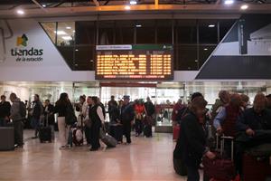 Protecció Civil rebaixa a prealerta el pla d'emergències Procicat activat per l'apagada. ACN