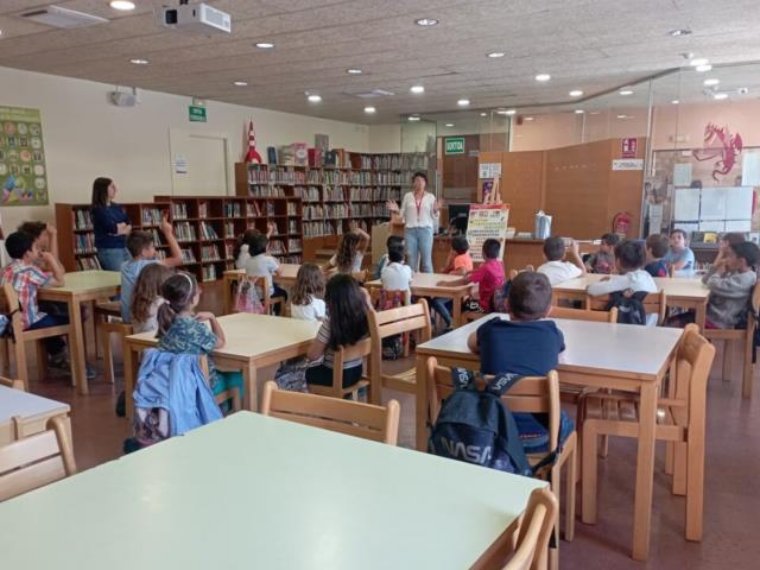 “Puja al tren!” celebra 10 anys com a concurs de lectura de referència per a infants a Vilanova. Ajuntament de Vilanova