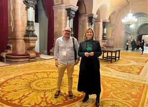 Raquel Sans i Antonio Garcia Leal al parlament. Eix
