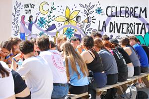 Rècord històric a l'Esplaiada 2025: més de 3.300 participants omplen Vilanova i la Geltrú per plantar cara als discursos d’odi