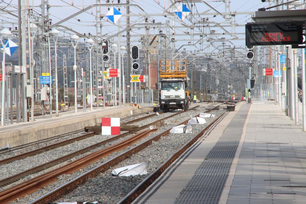 Renfe prepara 21.000 places de bus per les obres a Sant Vicenç de Calders el 28 de juliol. ACN