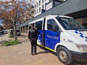 Sant Pere de Ribes estrena una oficina mòbil de la Policia Local per atendre la ciutadania als mercats setmanals