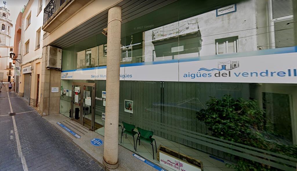 Seu actual de l’empresa d’aigües del Vendrell . Eix