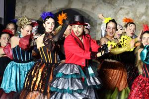 Sitges entra al ‘Món de la Festa Perpètua’ amb l’Arribo de Sa Majestat Carnestoltes