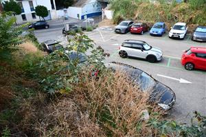 Sitges exigeix a ADIF una actuació immediata davant la manca de manteniment i inacció al municipi. Ajuntament de Sitges
