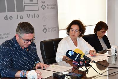 Sitges projecta una nova biblioteca, 500 HPO i un camp de futbol en el seu full de ruta municipal. Ajuntament de Sitges