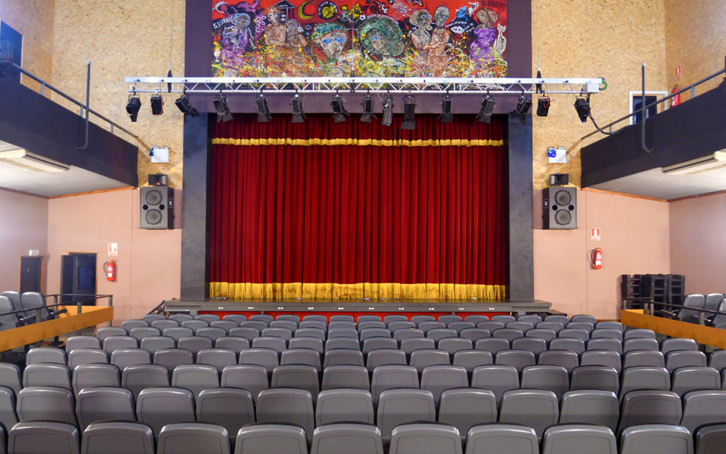 Teatre Círcol Catòlic de Vilanova . Eix
