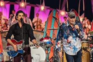 The Beach Boys donen el tret de sortida a un Festival Terramar amb entrades exhaurides en alguns concerts i un cartell de luxe. EIX