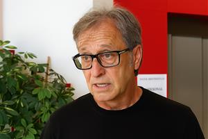 Tomàs Álvaro. Eix