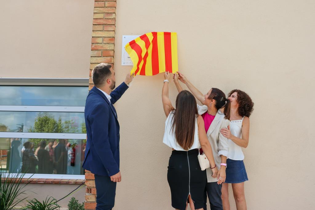 Torrelles de Foix inaugura la nova llar d’infants “La Petita Foix” i la plaça Senyoreta Mariana. Ajt Torrelles de Foix