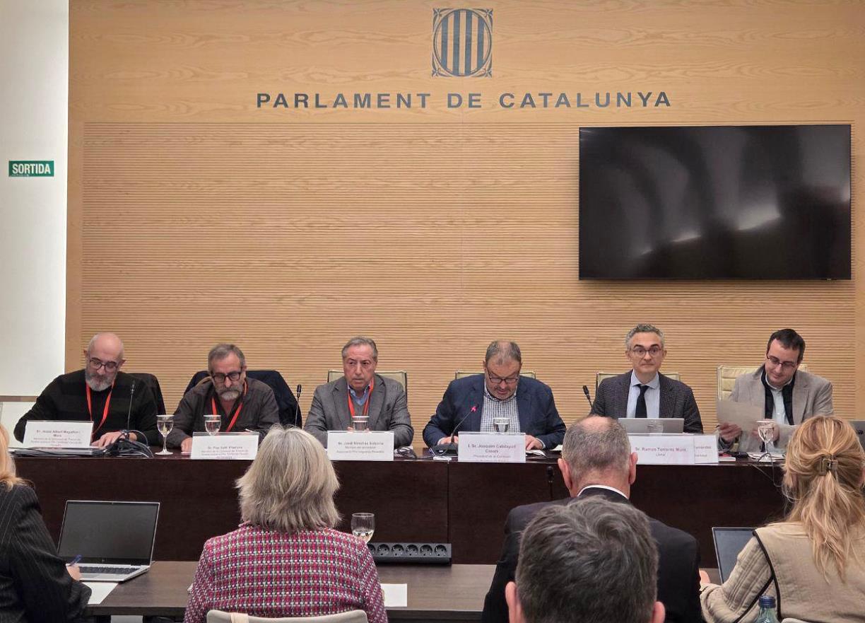 Txus Magallón, Jordi Sánchez i Pep Solé a la Comissió de Territori del Parlament de Catalunya. Eix