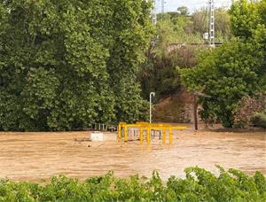 Un aiguat històric descarrega 132 litres per metre quadrat a Santa Margarida i els Monjos. Ajt Santa Margarida i Mon