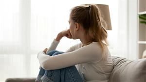Un estudi alerta que gairebé un 20 % d’adolescents ha pensat en el suïcidi i un 15 % ho ha intentat. UOC