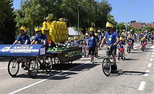 Un miler de participants “fan pinya” a la 81a Festa de la Bicicleta del Vendrell