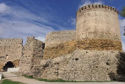 Un treball de geologia confirma l’origen àrab del Castell de Gelida. UB