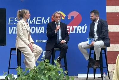 Victòria Alsina, Artur Mas i Gerard Figueras. Junts