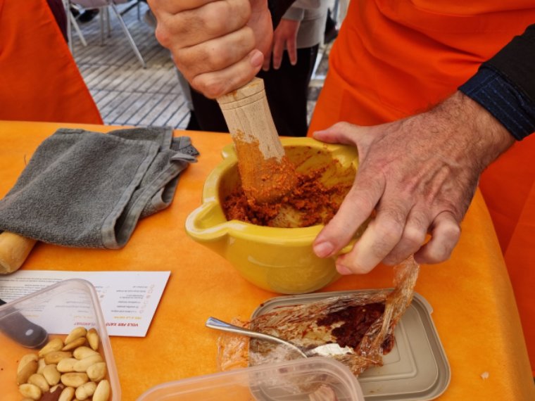 Vilanova celebra aquest diumenge el 41è Festival del Xató i el 28è Concurs Nacional Pere Tàpias. Ajuntament de Vilanova